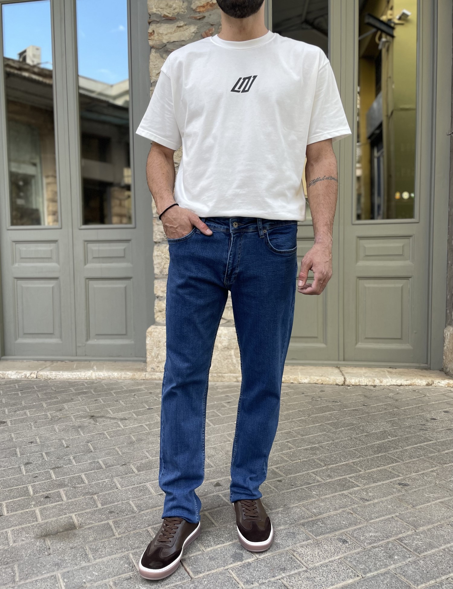 Ανδρικό μπλε ανοιχτό τζιν ελαστικό σε ίσια γραμμή με φερμουάρ LC17297 φωτογραφία